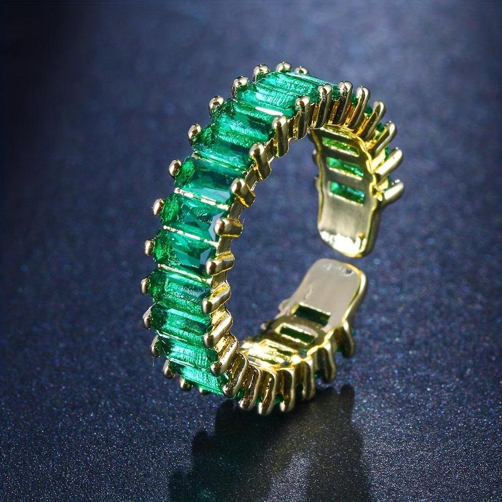 Emerald and Gold Ring