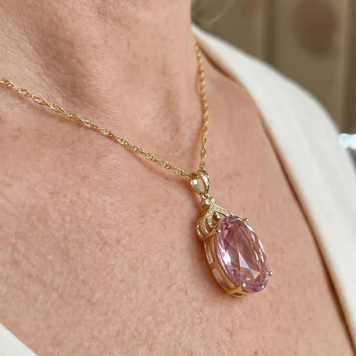 Rose Sapphire Imperial Oval Necklace | Gold