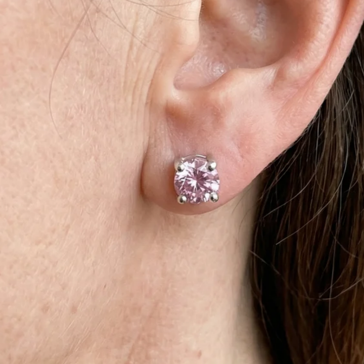 Round earrings made of pink sapphire | White gold