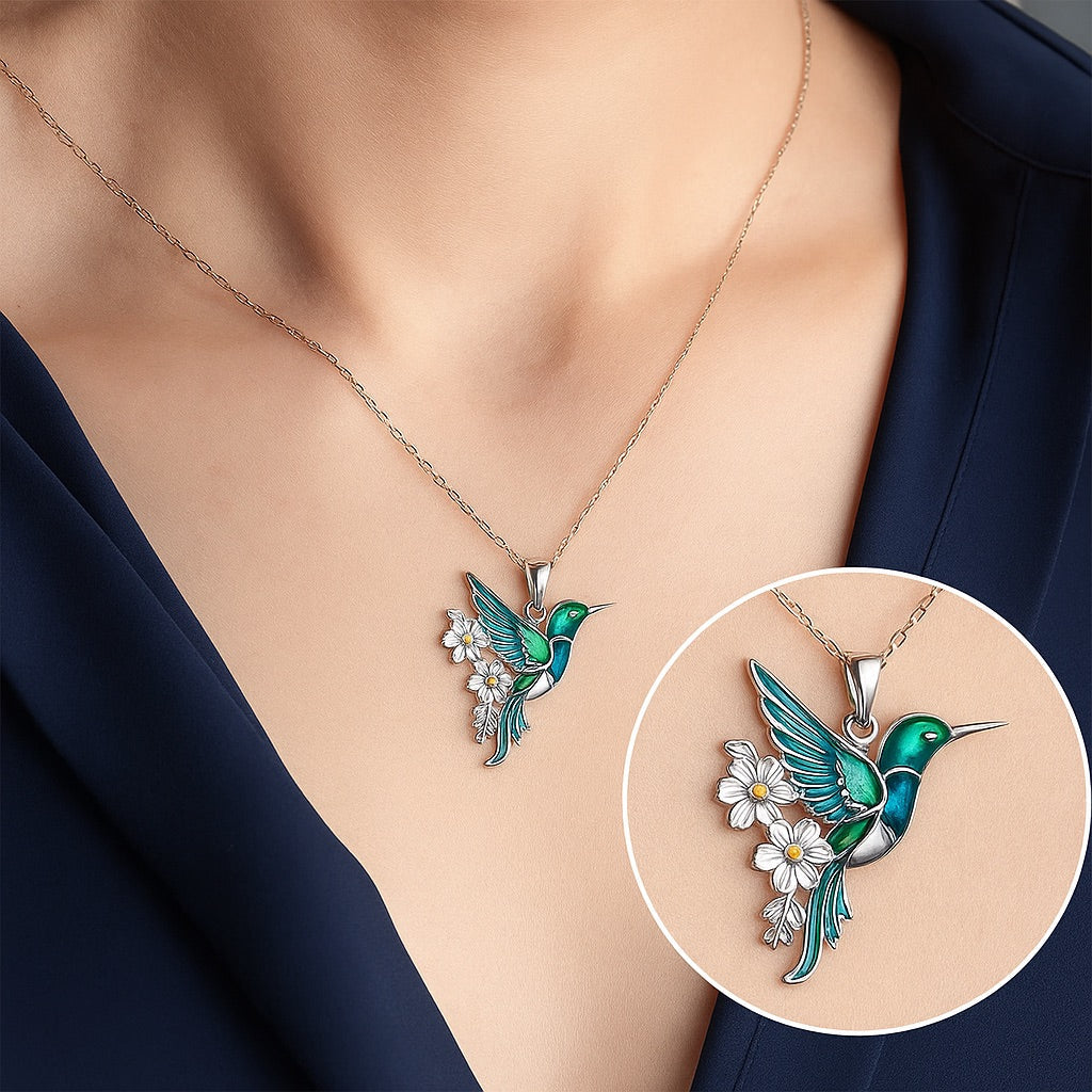 Beautiful necklace with caviar pendant and earrings as a gift, limited time offer