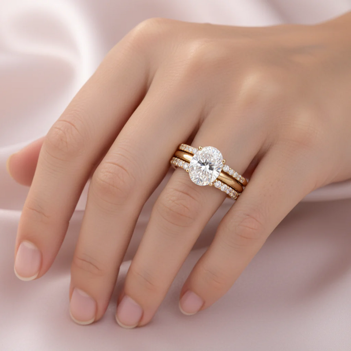 Set of Shiny Retro Rings with Diamonds