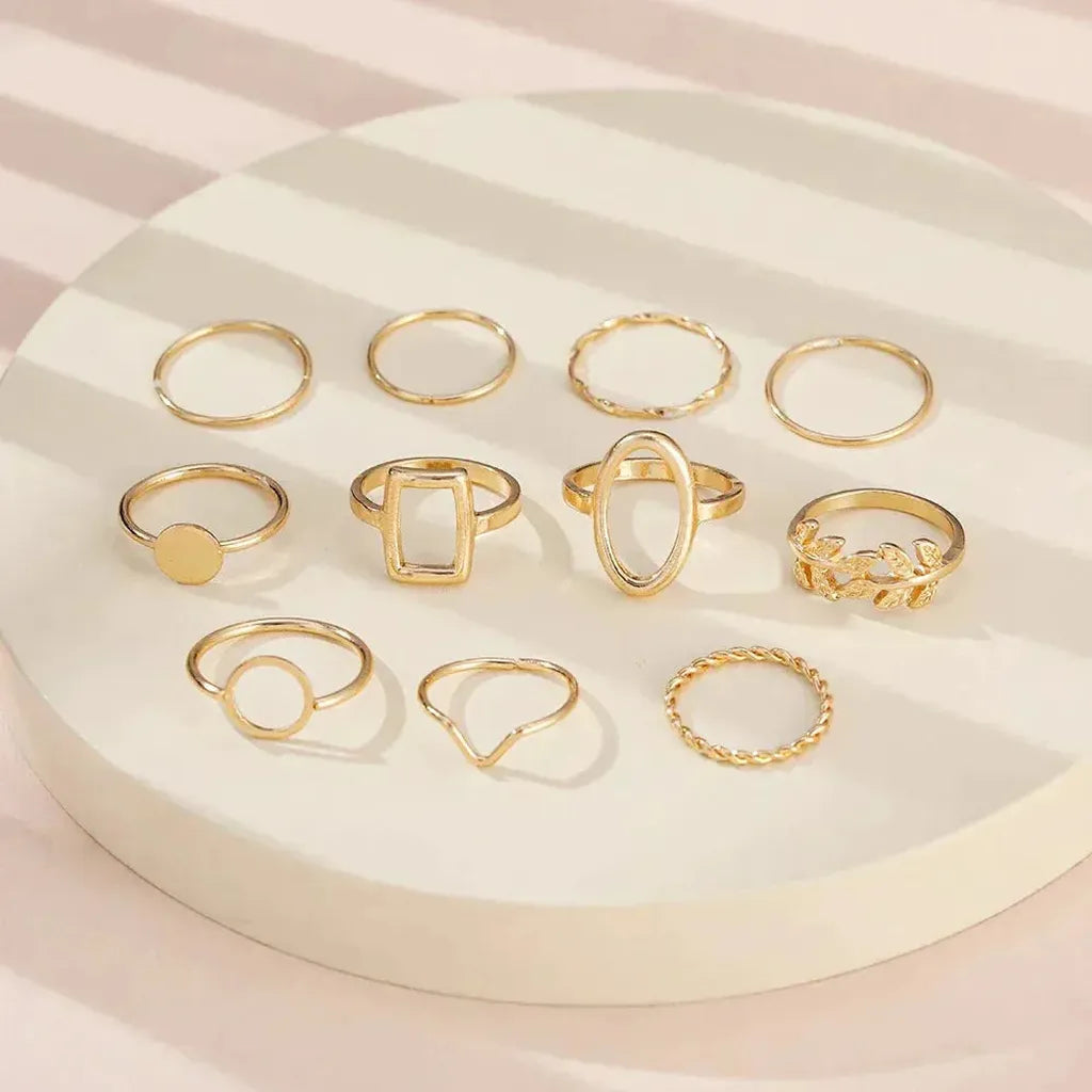 Set of 11 Retro Rings in White Gold