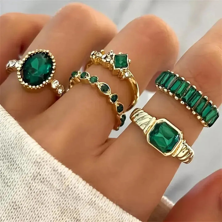 Set of Rings with Emerald Green Radiance