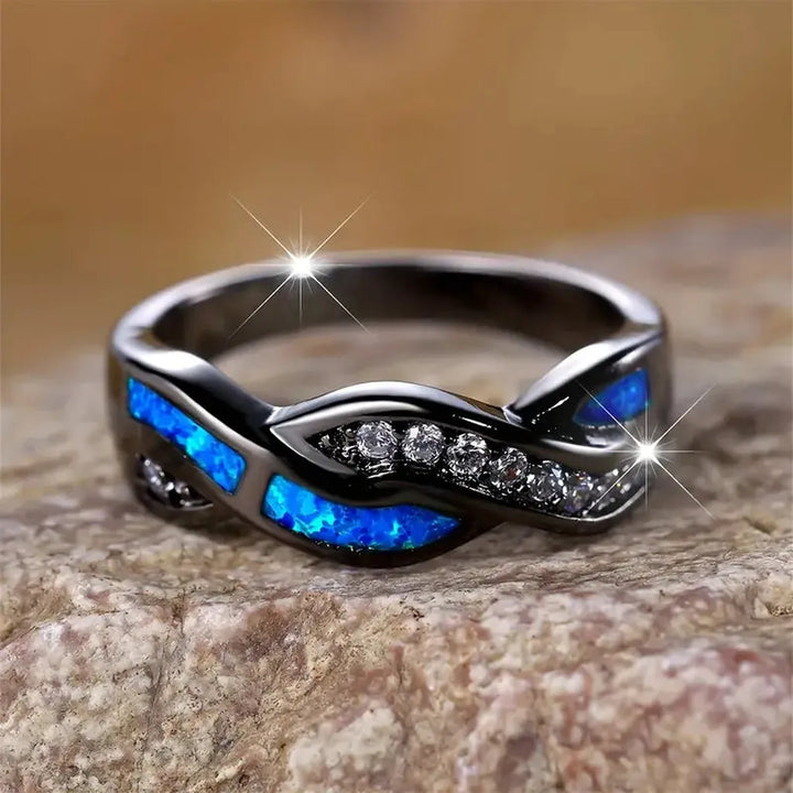 Thessia Lunebray Ring | White Gold