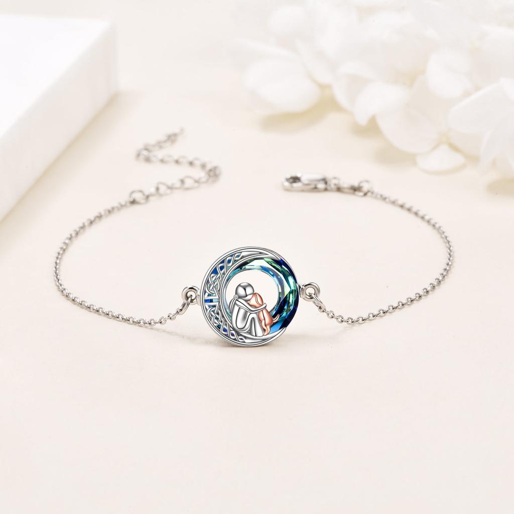 Adjustable Bracelet with Dog Pendant in White Gold