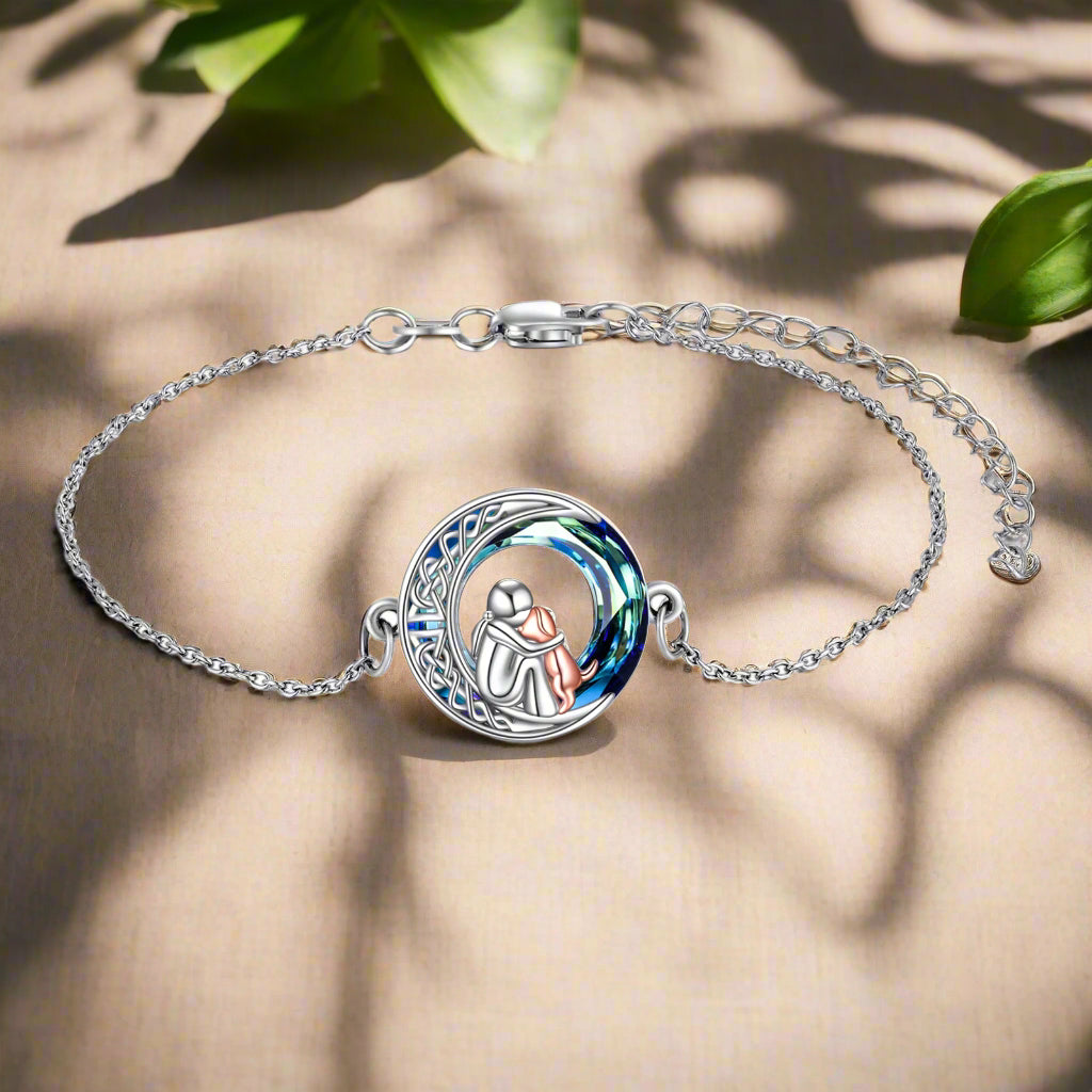 Adjustable Bracelet with Dog Pendant in White Gold