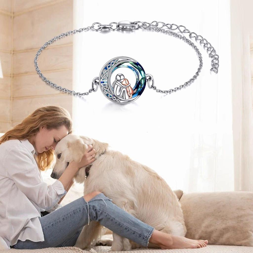 Adjustable Bracelet with Dog Pendant in White Gold