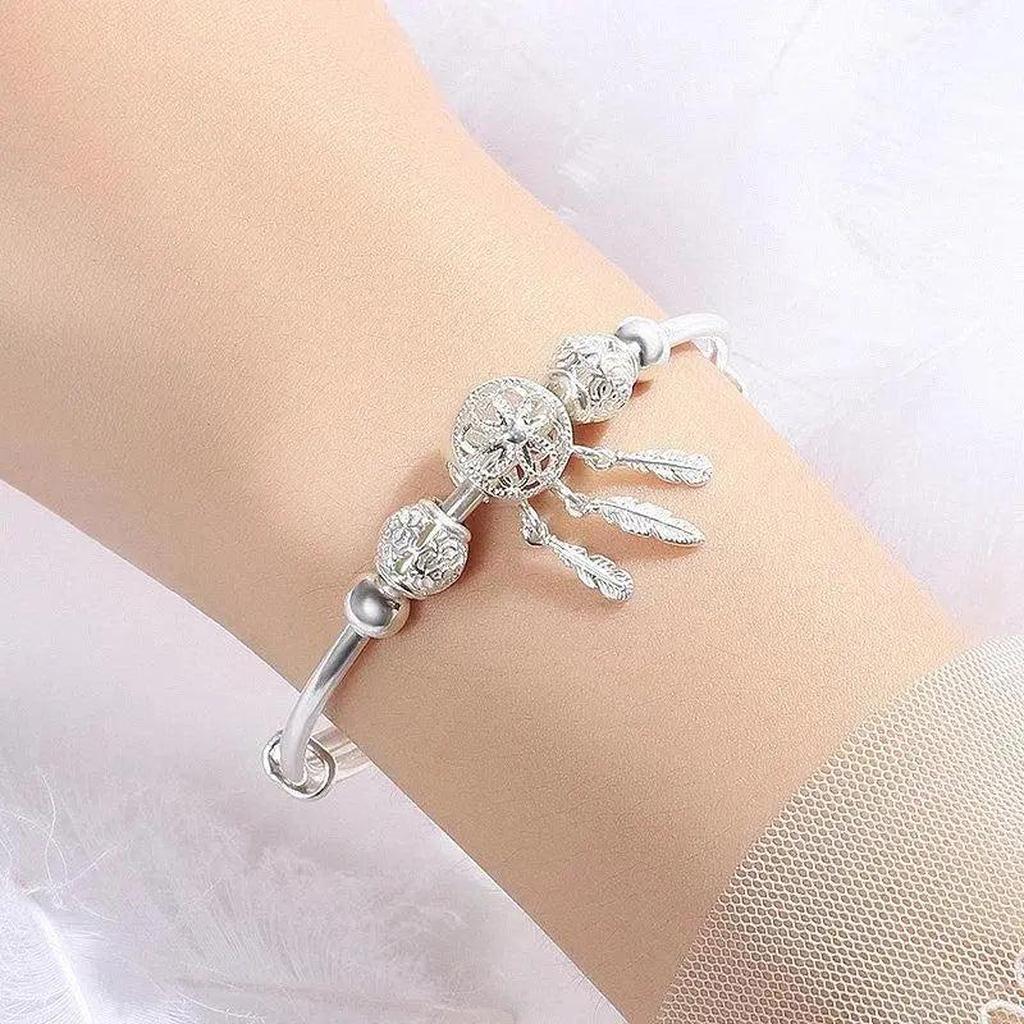 Adjustable Dreamcatcher Bracelet in White Gold