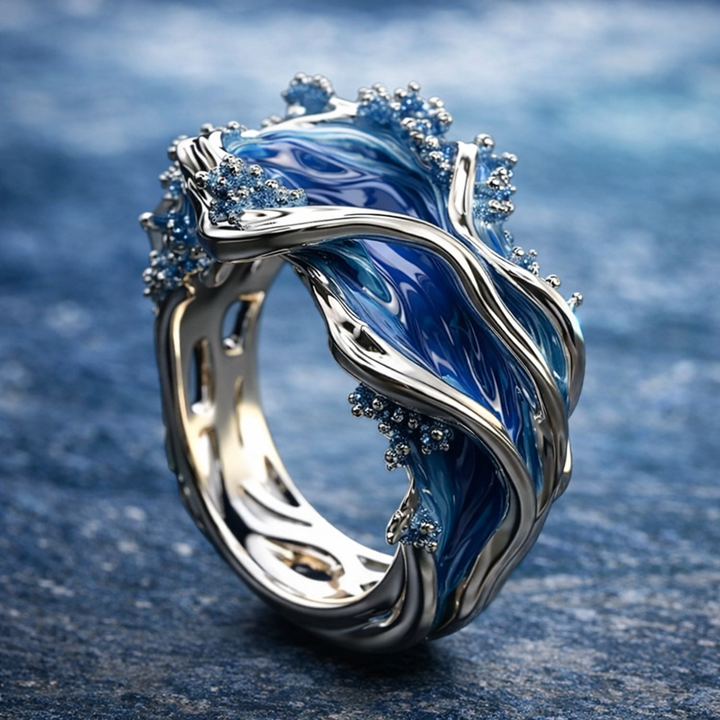 Vintage Gold Ring with Ocean Wave