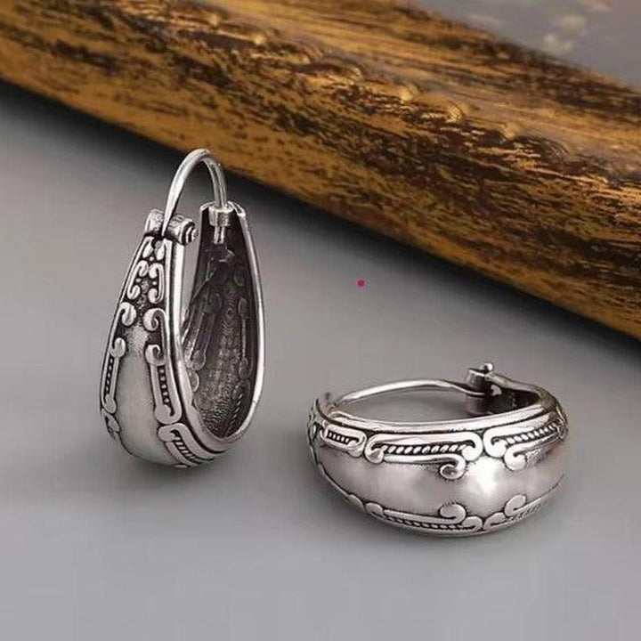 Vintage Mandala Earrings in White Gold