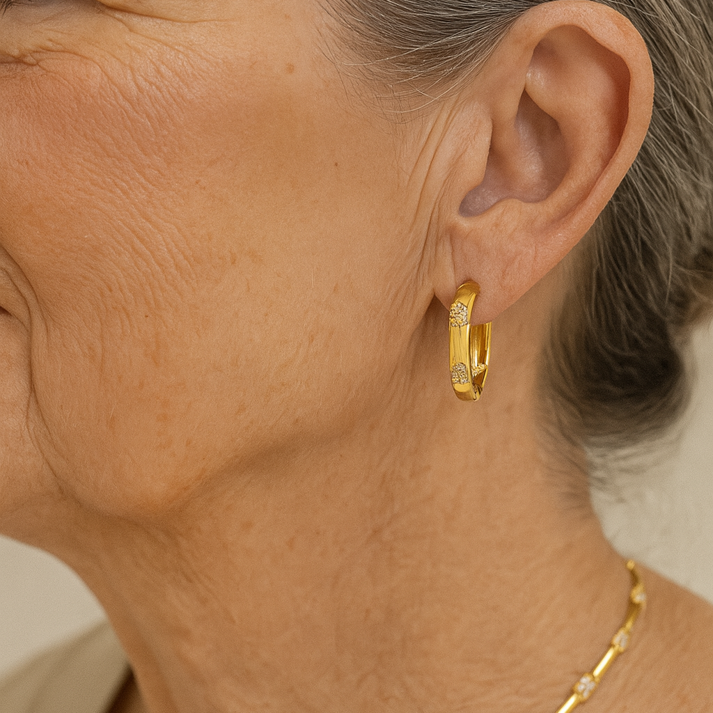 Vintage Earrings Wheel with Gold Flower