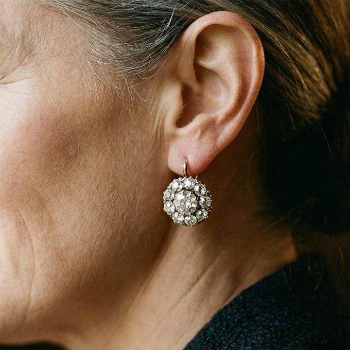 Vintage Earrings in Gold