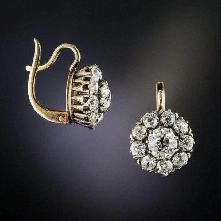 Vintage Earrings in Gold