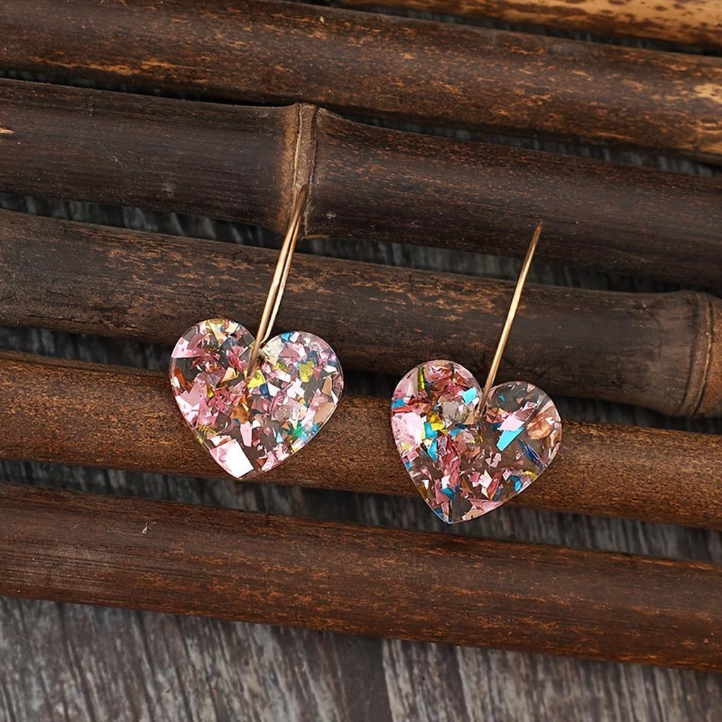 Sugar Plum Heart Earrings | White Gold