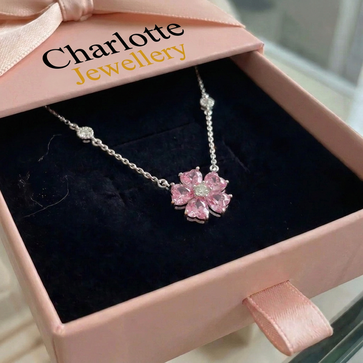 Flower Shine Pendant Necklace | Gold
