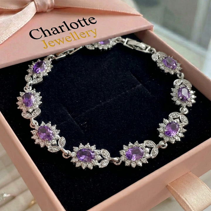 Iris Bracelet in White Gold