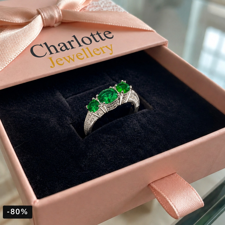 Ring with 3 Emeralds
